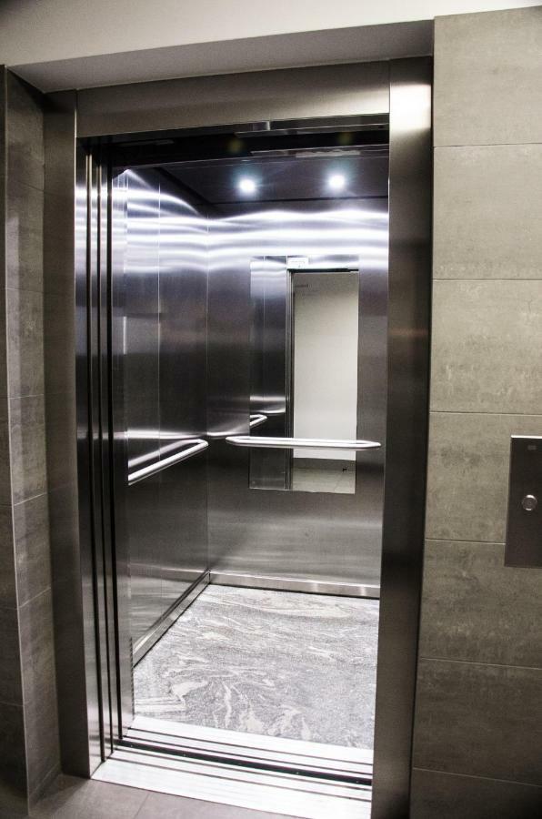 Apartament Centrum Gieldowa وارسو المظهر الخارجي الصورة